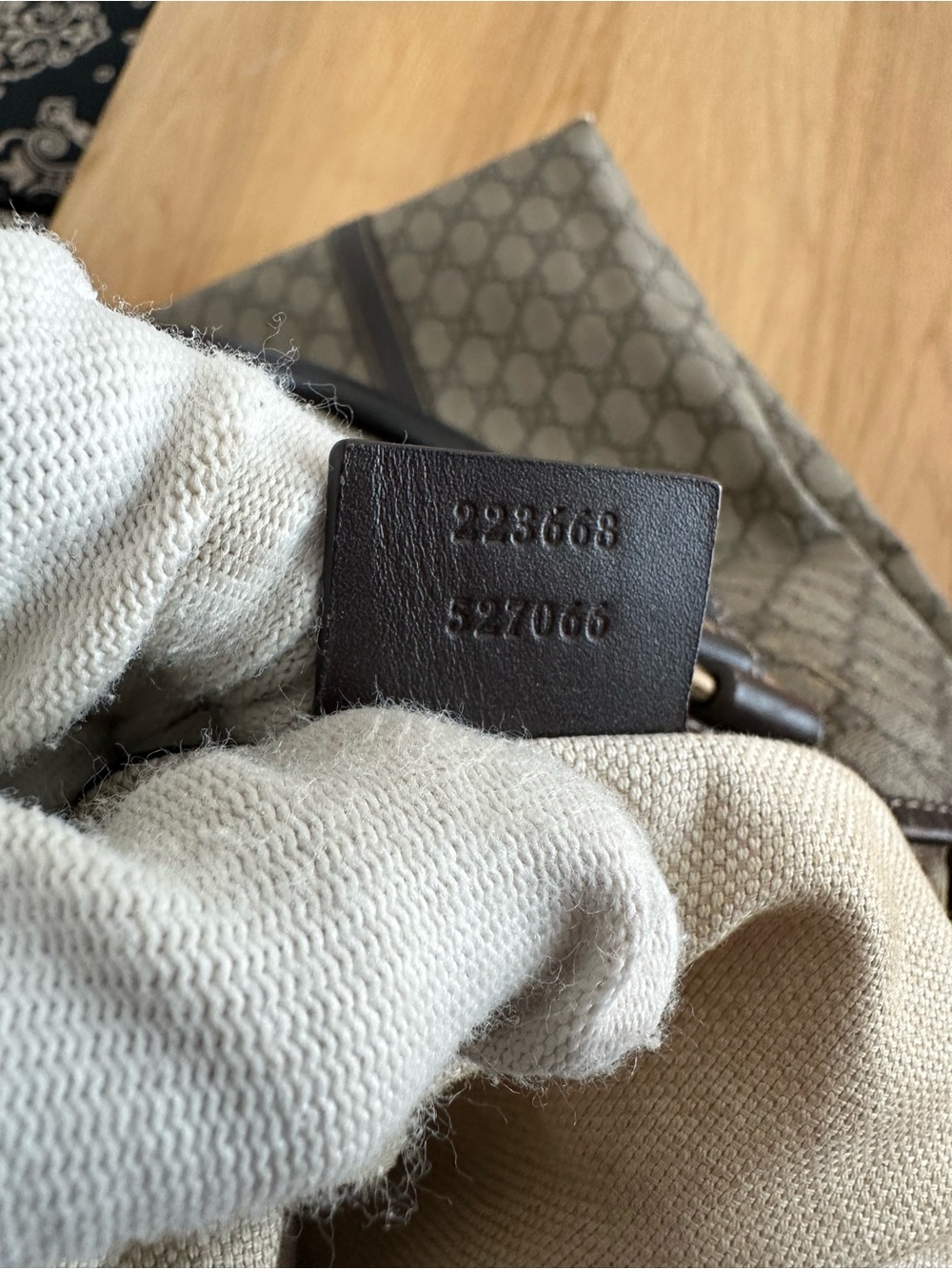 Gucci Open Tote Bag - Picture 9 of 17